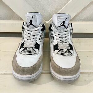 Air Jordan 4 Retro Mid Military Black Pre-Owned Men’s Size 11 DH6927-111